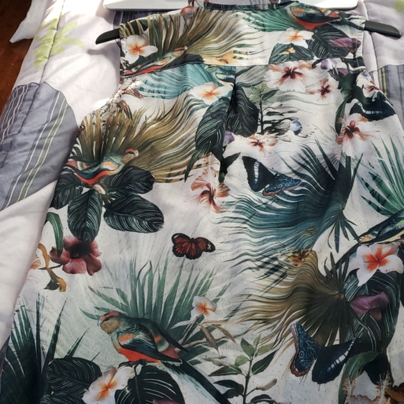 Top - Picture 4 of 4